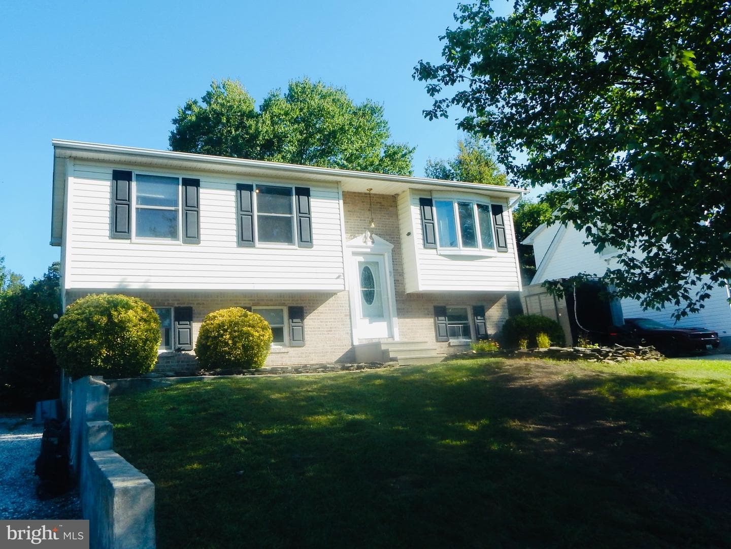 7 White Birch Drive photo 4