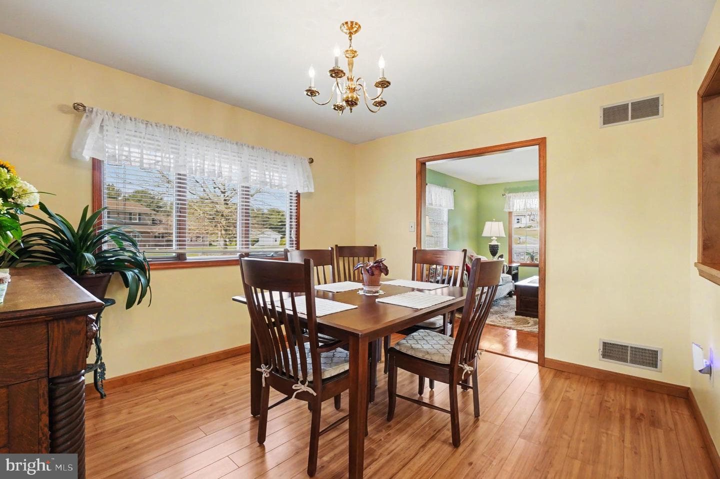 72 Cynthia Court photo 10