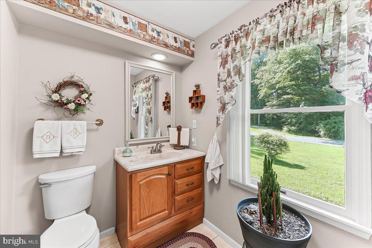 5 N Parkway photo 17