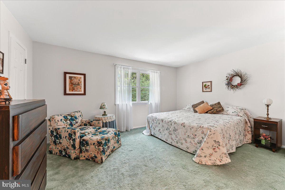 5 N Parkway photo 22