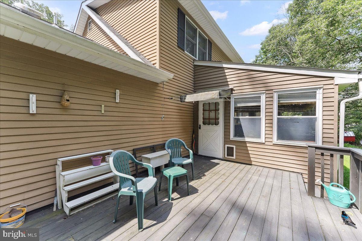 5 N Parkway photo 32