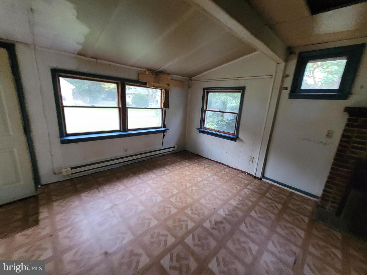 115 2nd Street photo 4