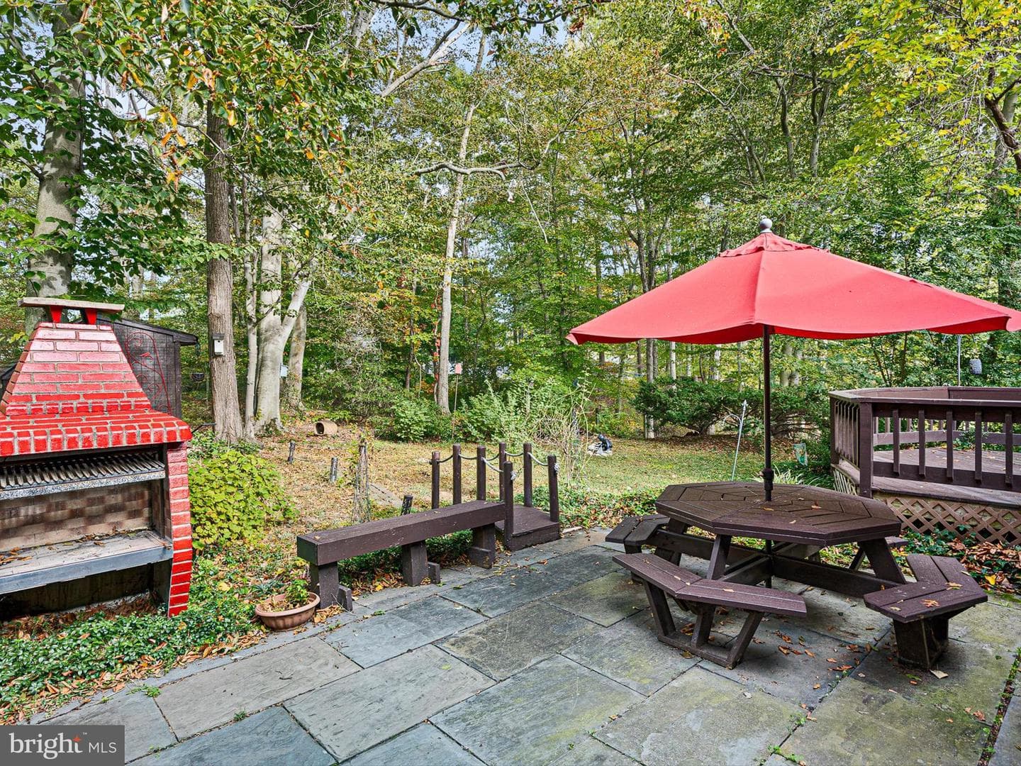 6 Colonial Circle photo 21