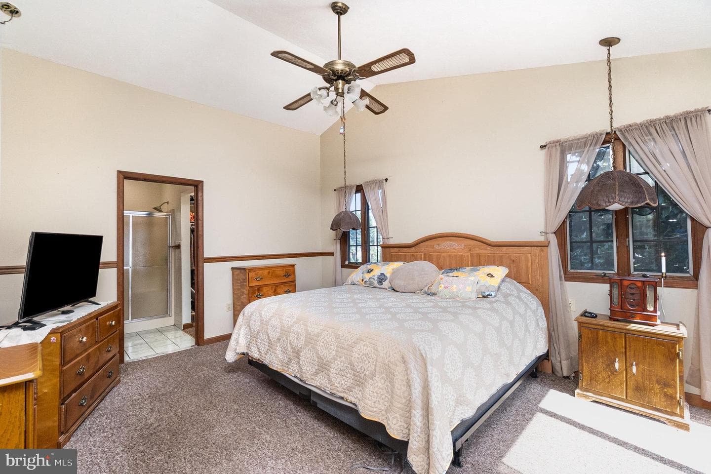 80 Parkside Drive photo 19