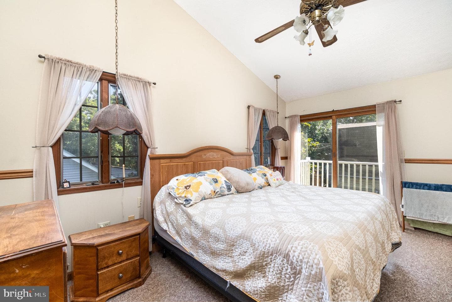 80 Parkside Drive photo 21