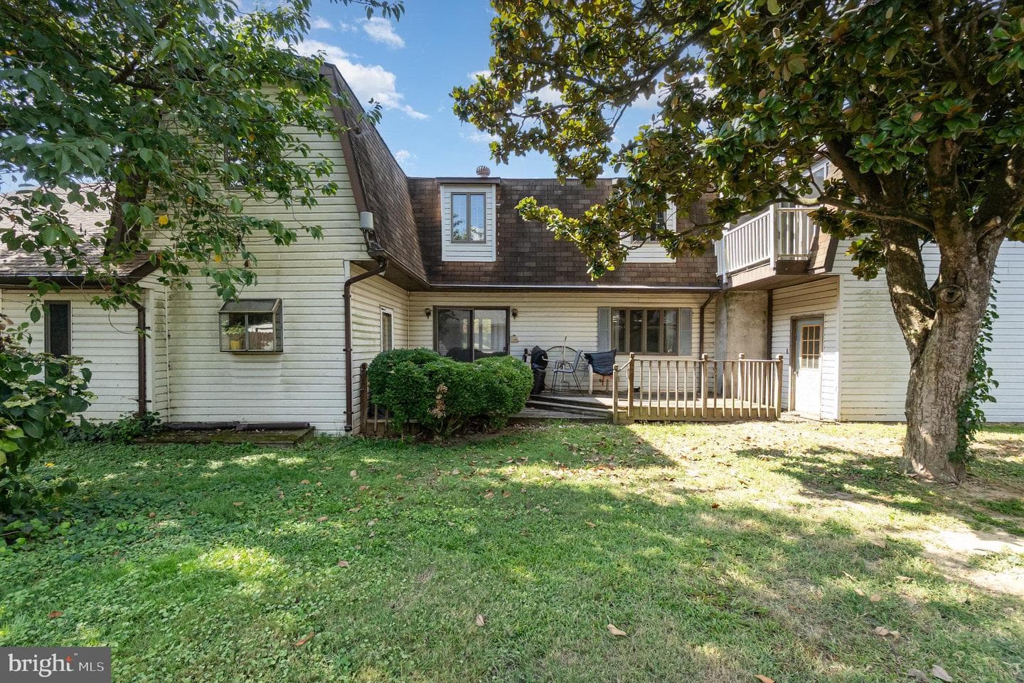 80 Parkside Drive photo 32