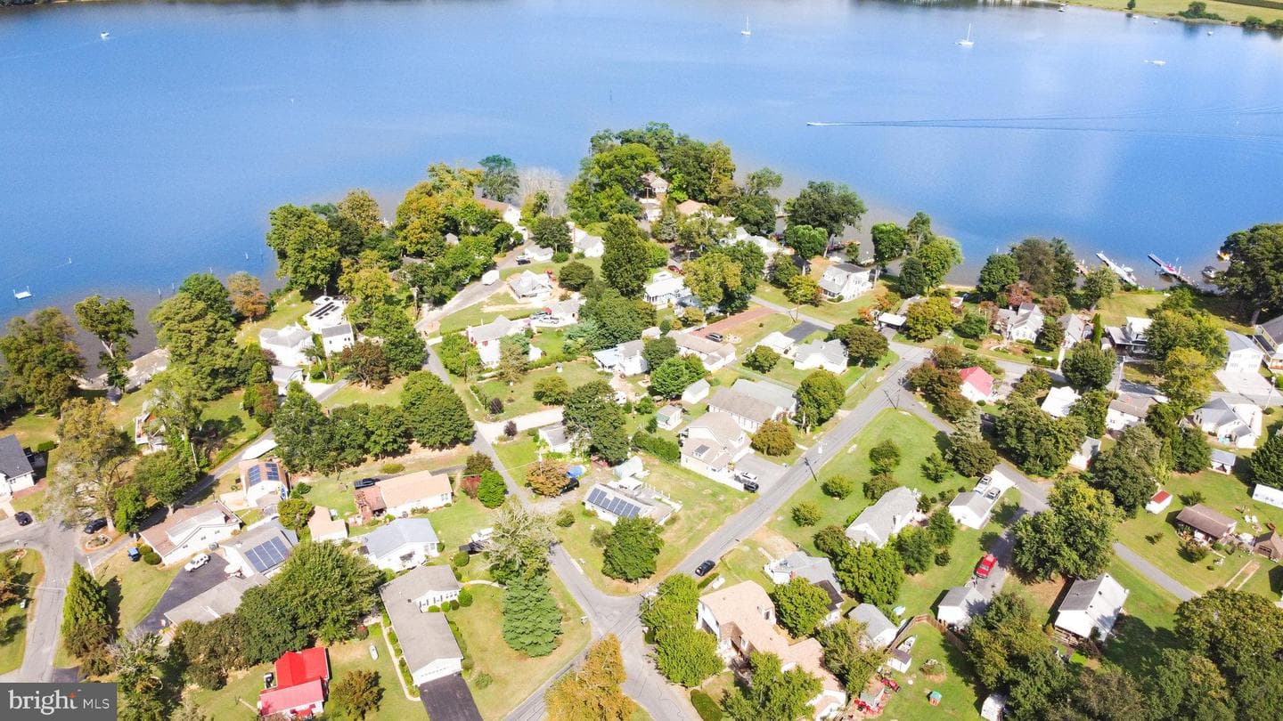 80 Parkside Drive photo 36