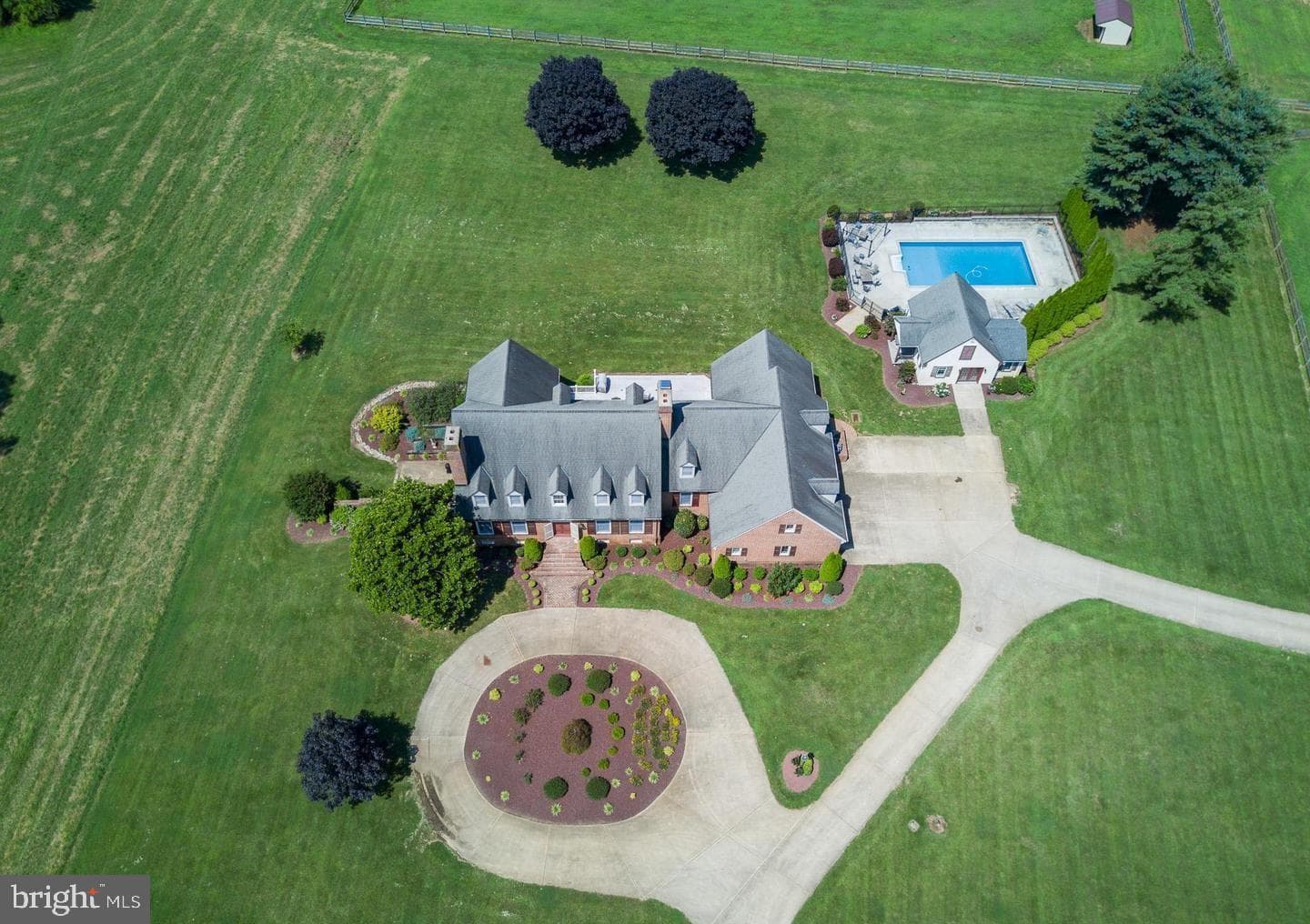 2 Preakness Place photo 39