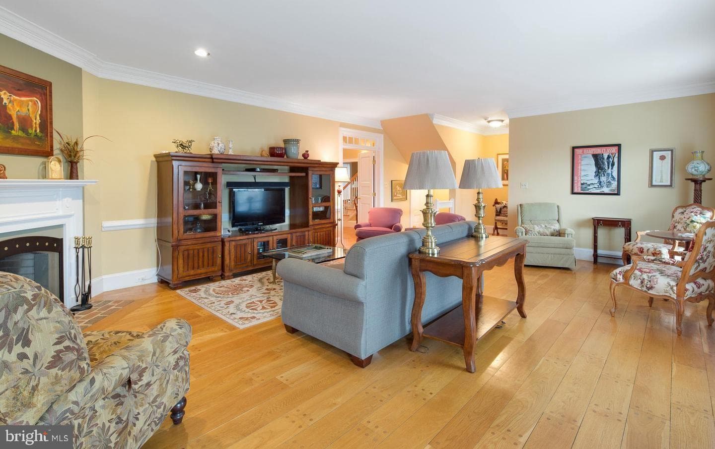 2 Preakness Place photo 9