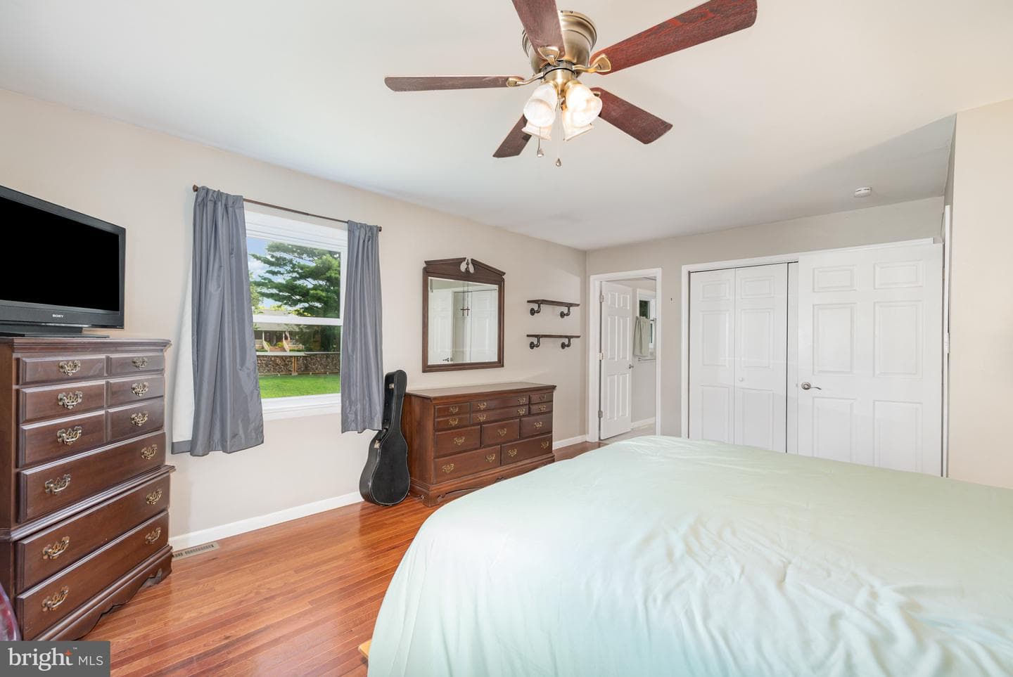 615 Lombard Road photo 19