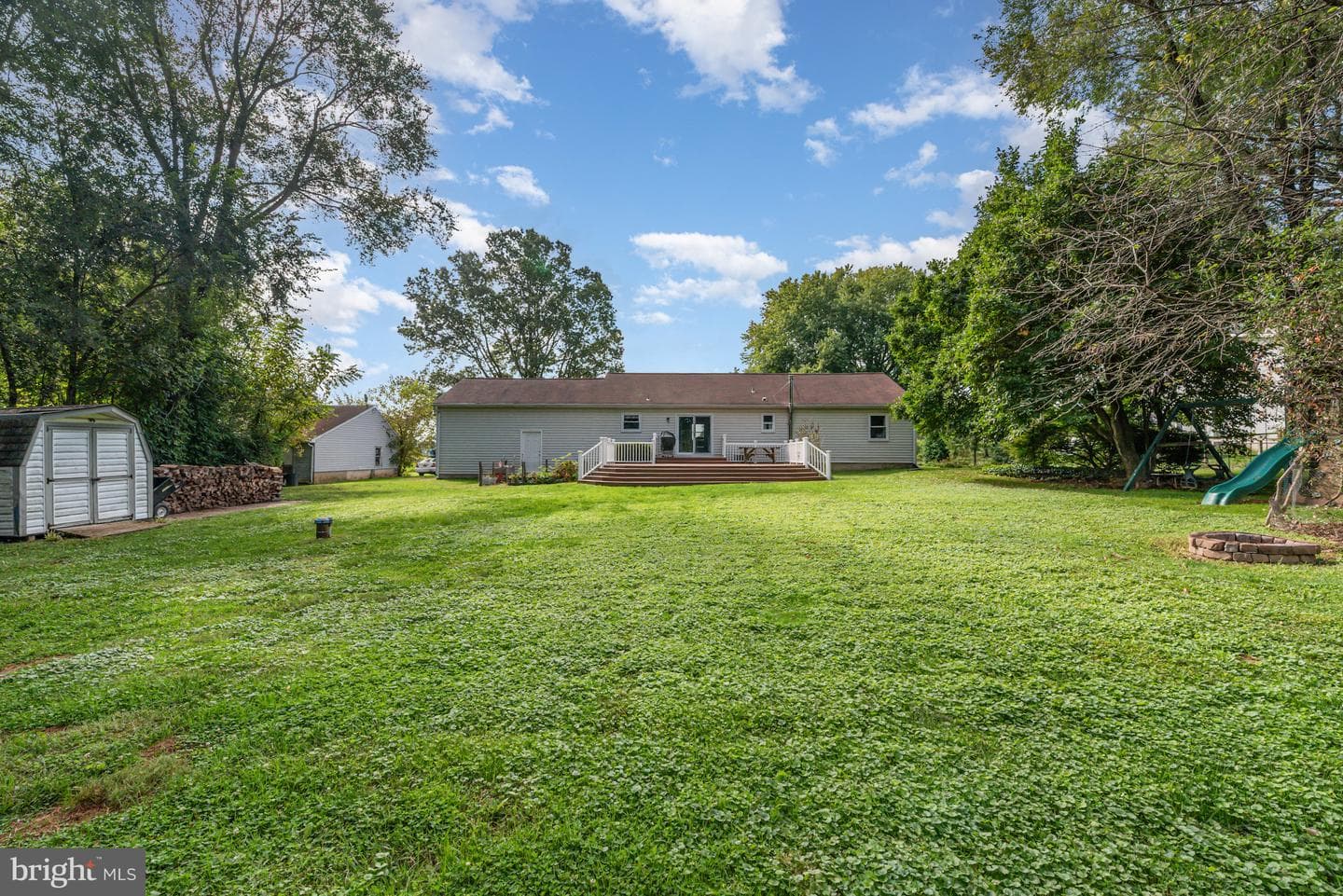 615 Lombard Road photo 34