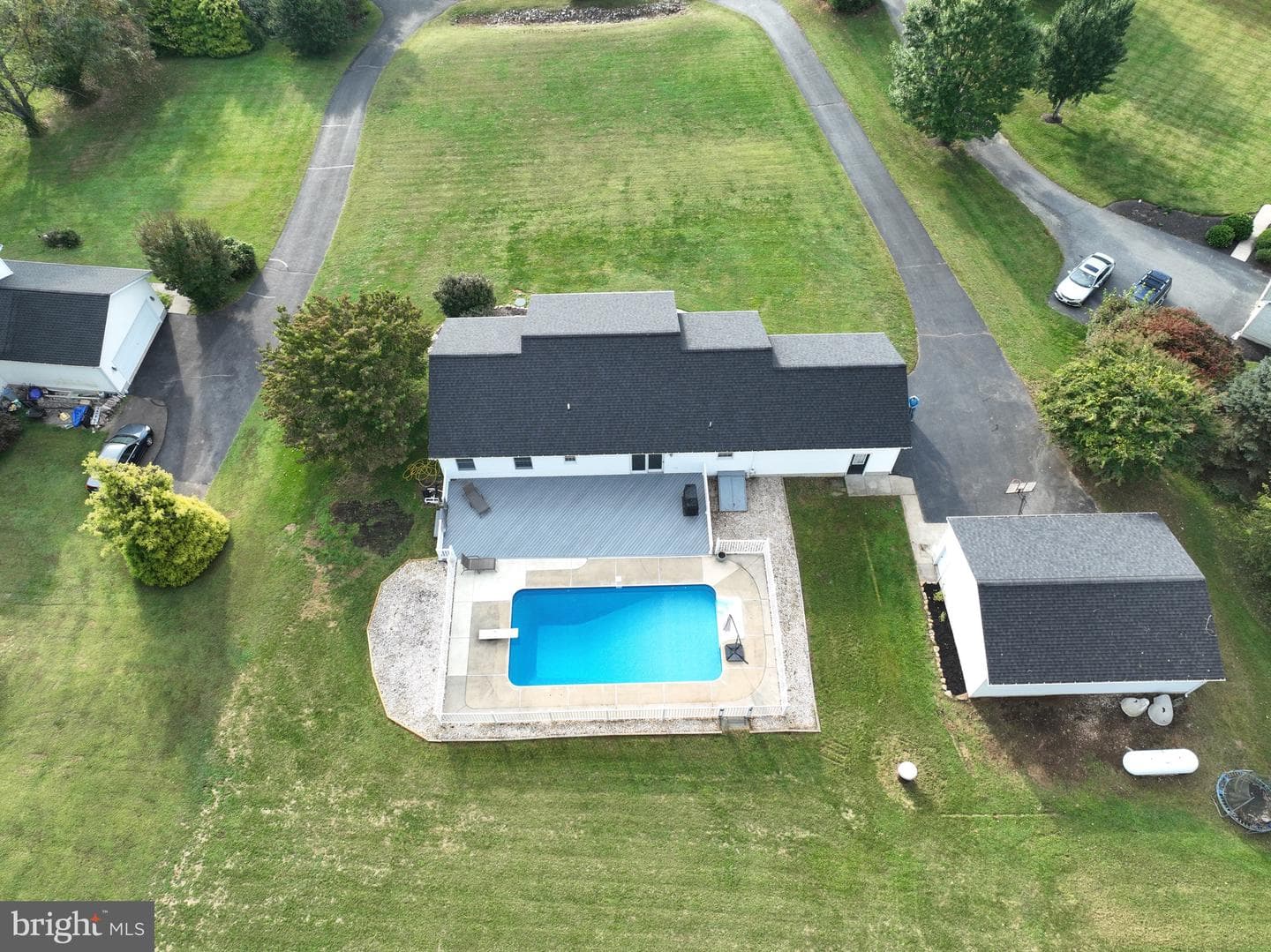 35 Coachman Drive photo 13