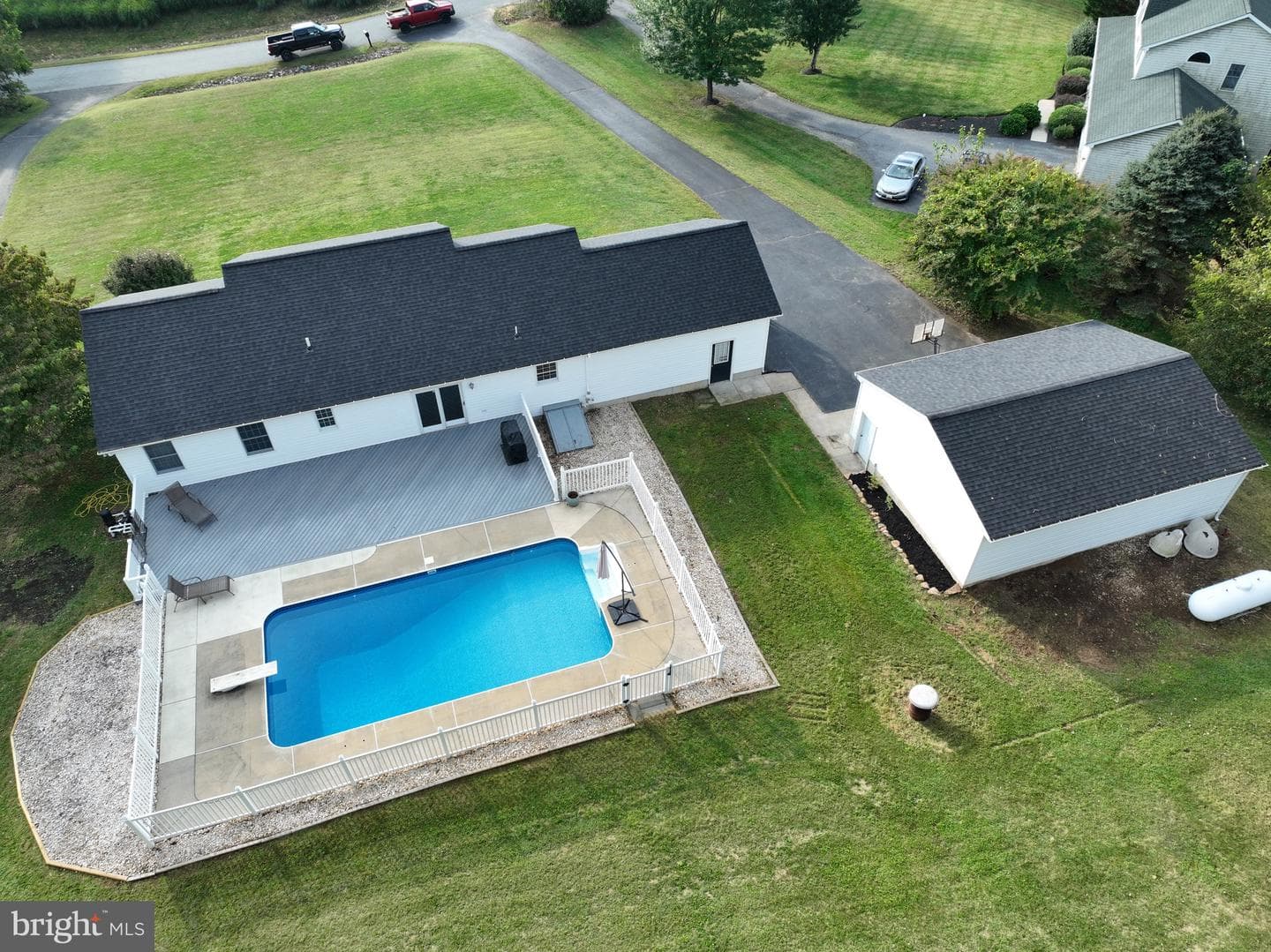 35 Coachman Drive photo 15
