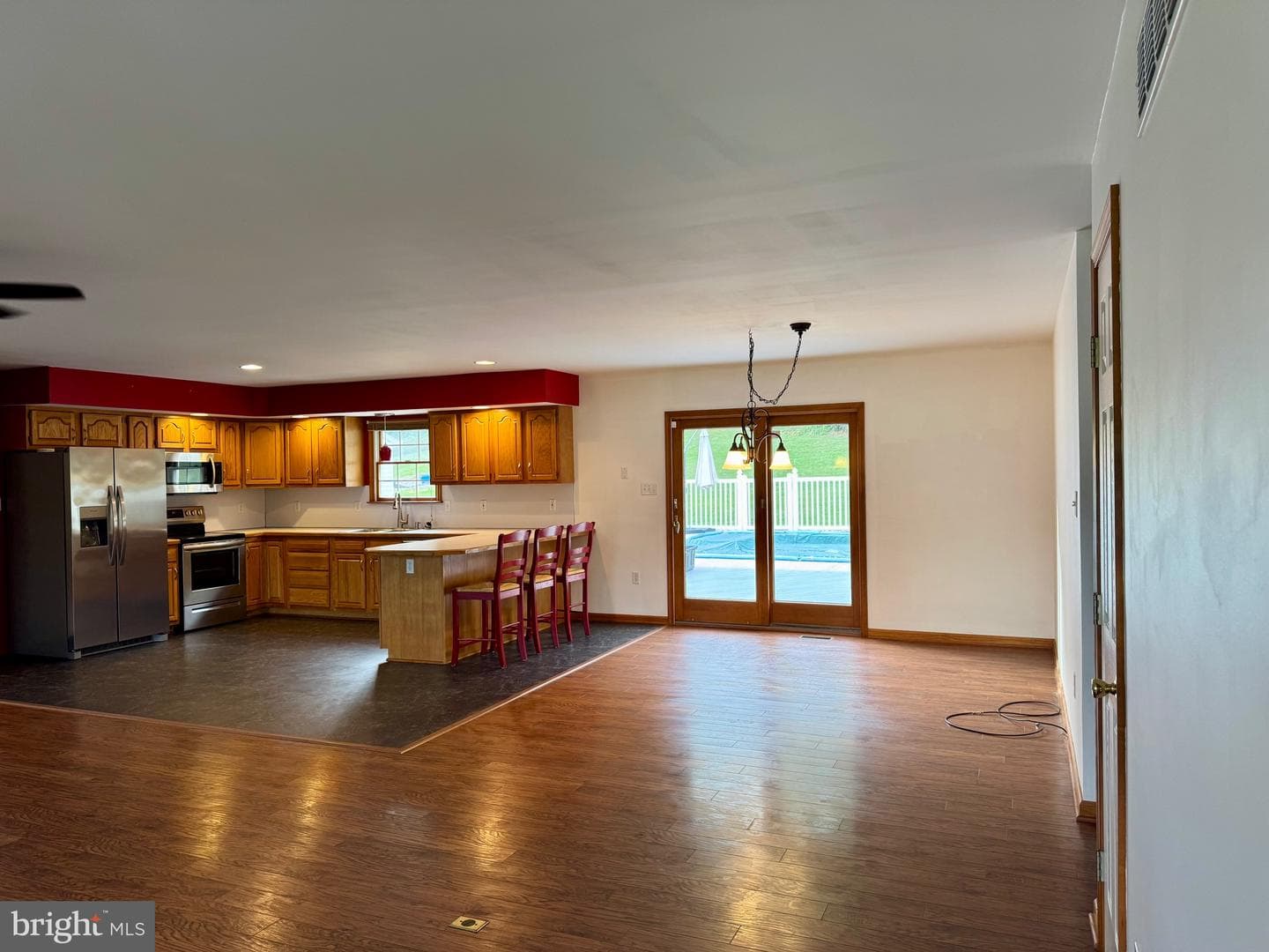 35 Coachman Drive photo 16