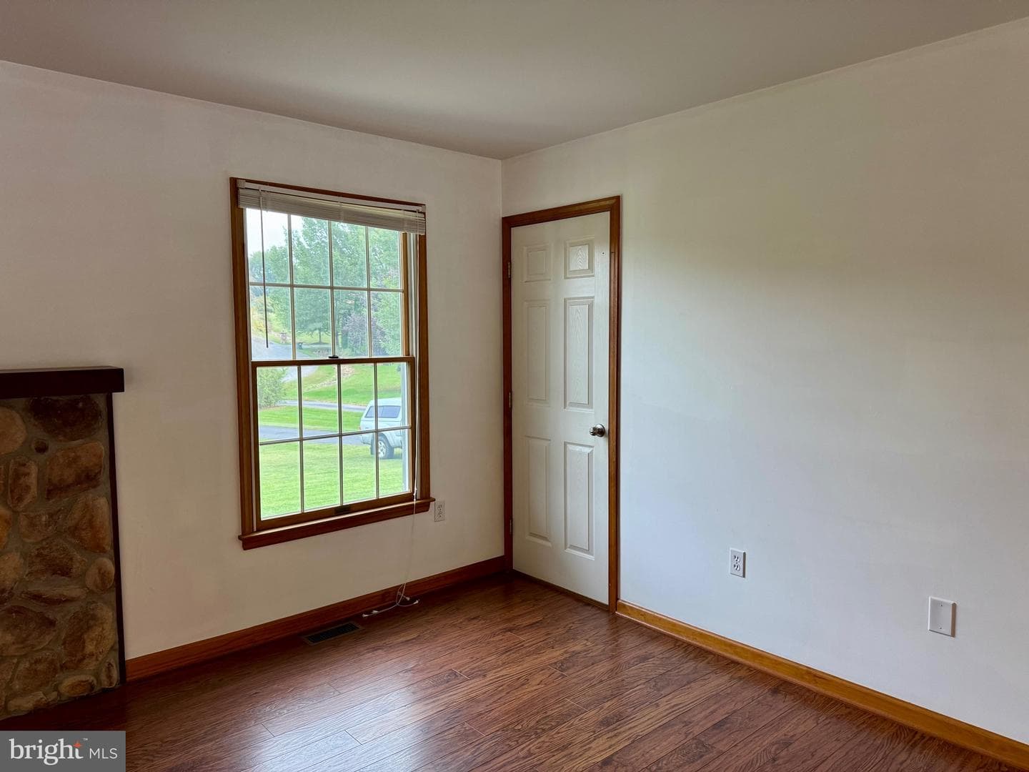 35 Coachman Drive photo 19