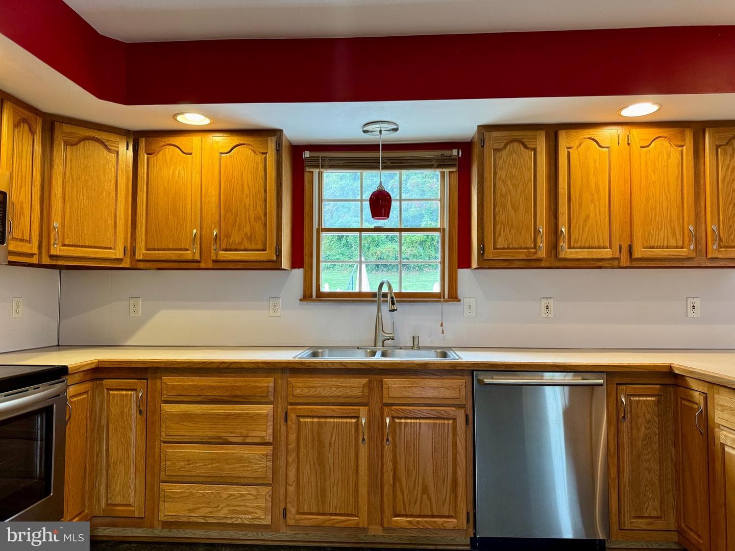 35 Coachman Drive photo 22