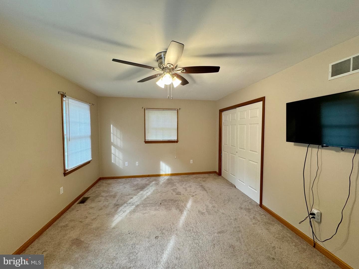 35 Coachman Drive photo 29