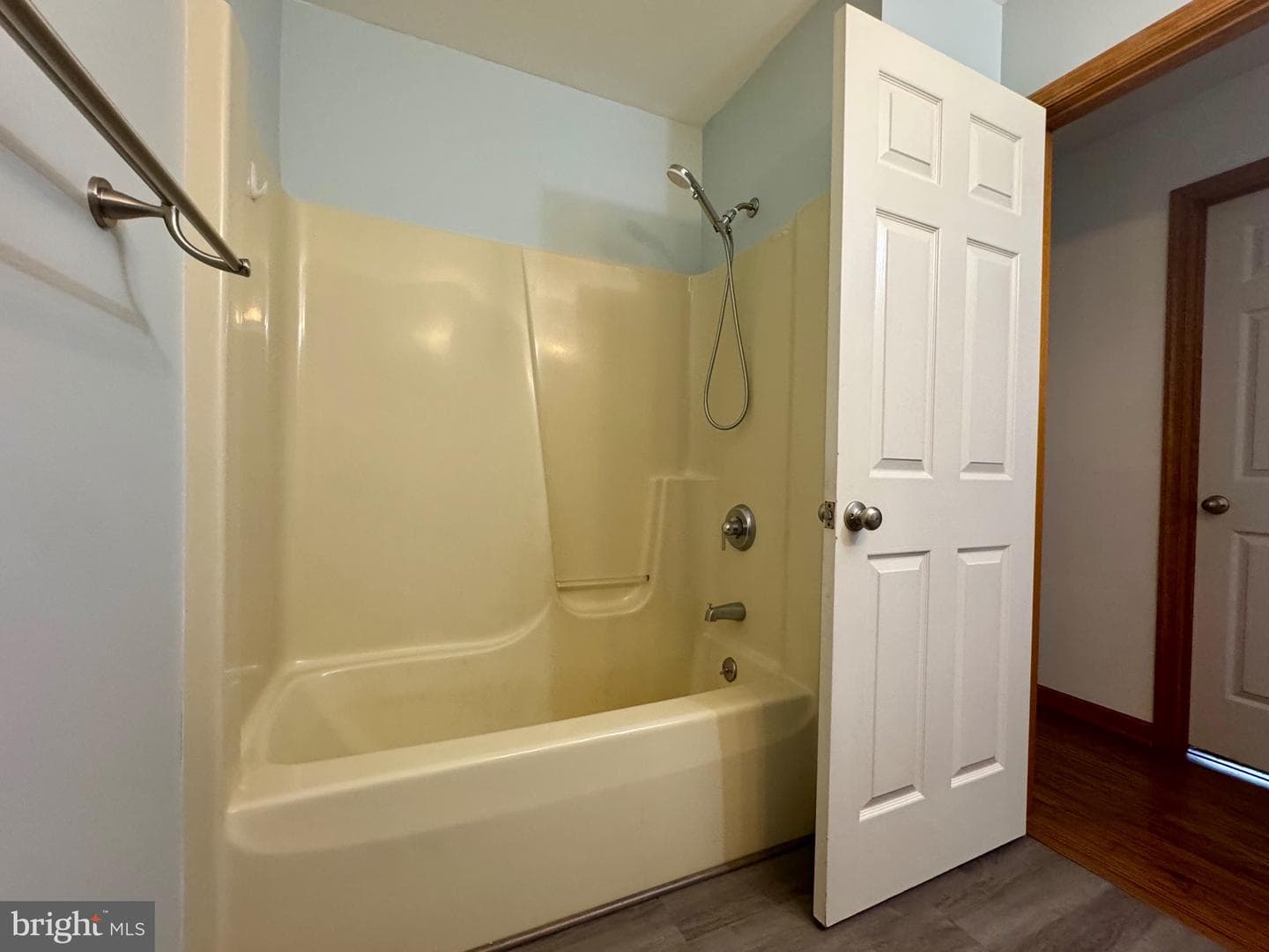 35 Coachman Drive photo 38