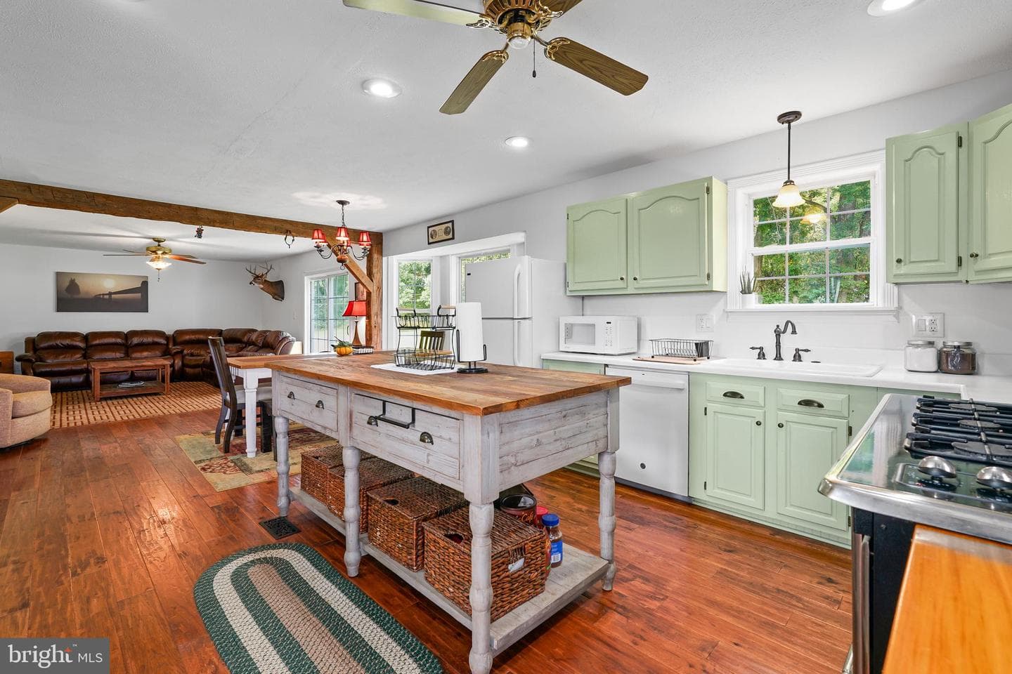 424 Springhill Road photo 28