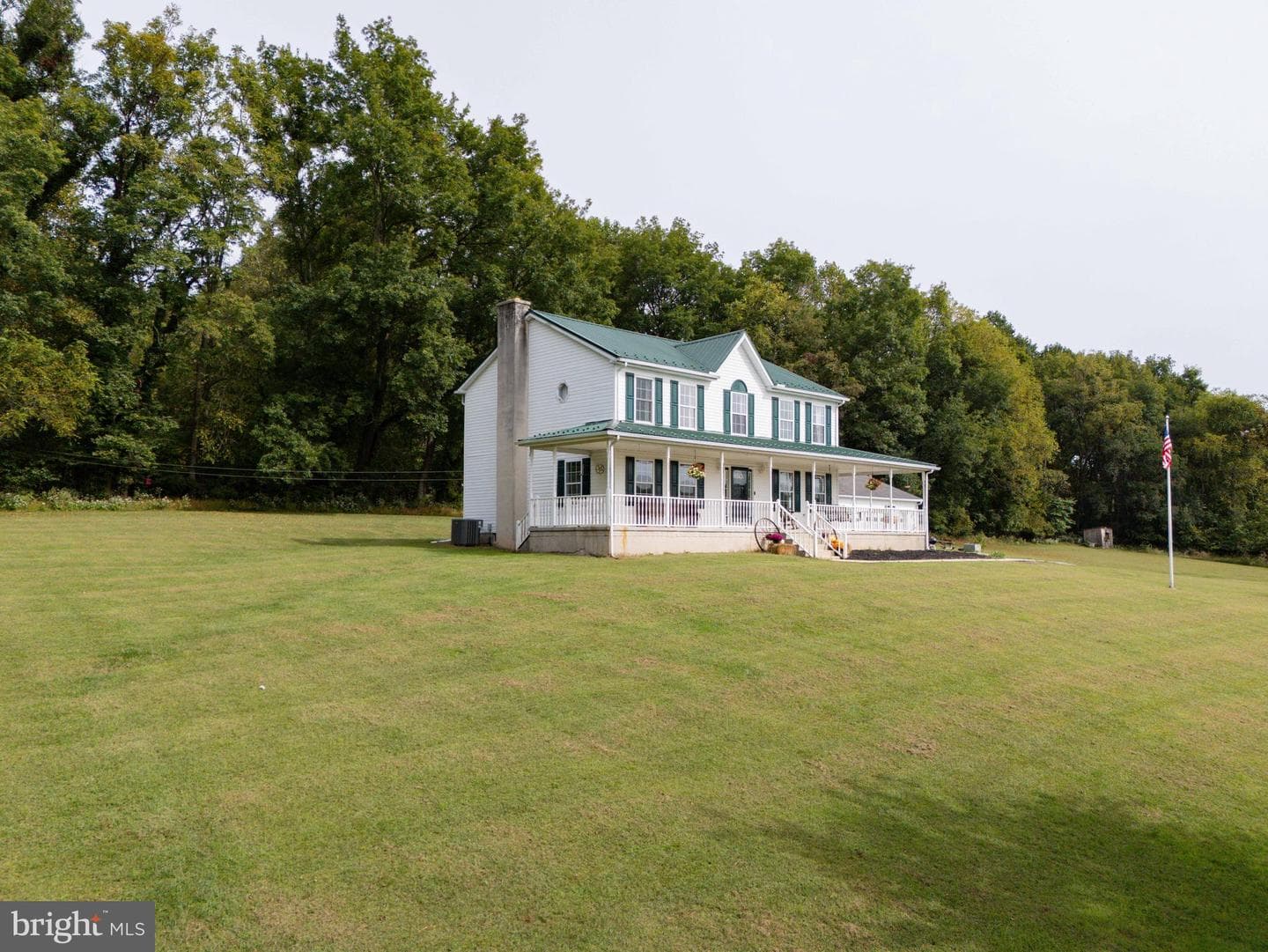 424 Springhill Road photo 9