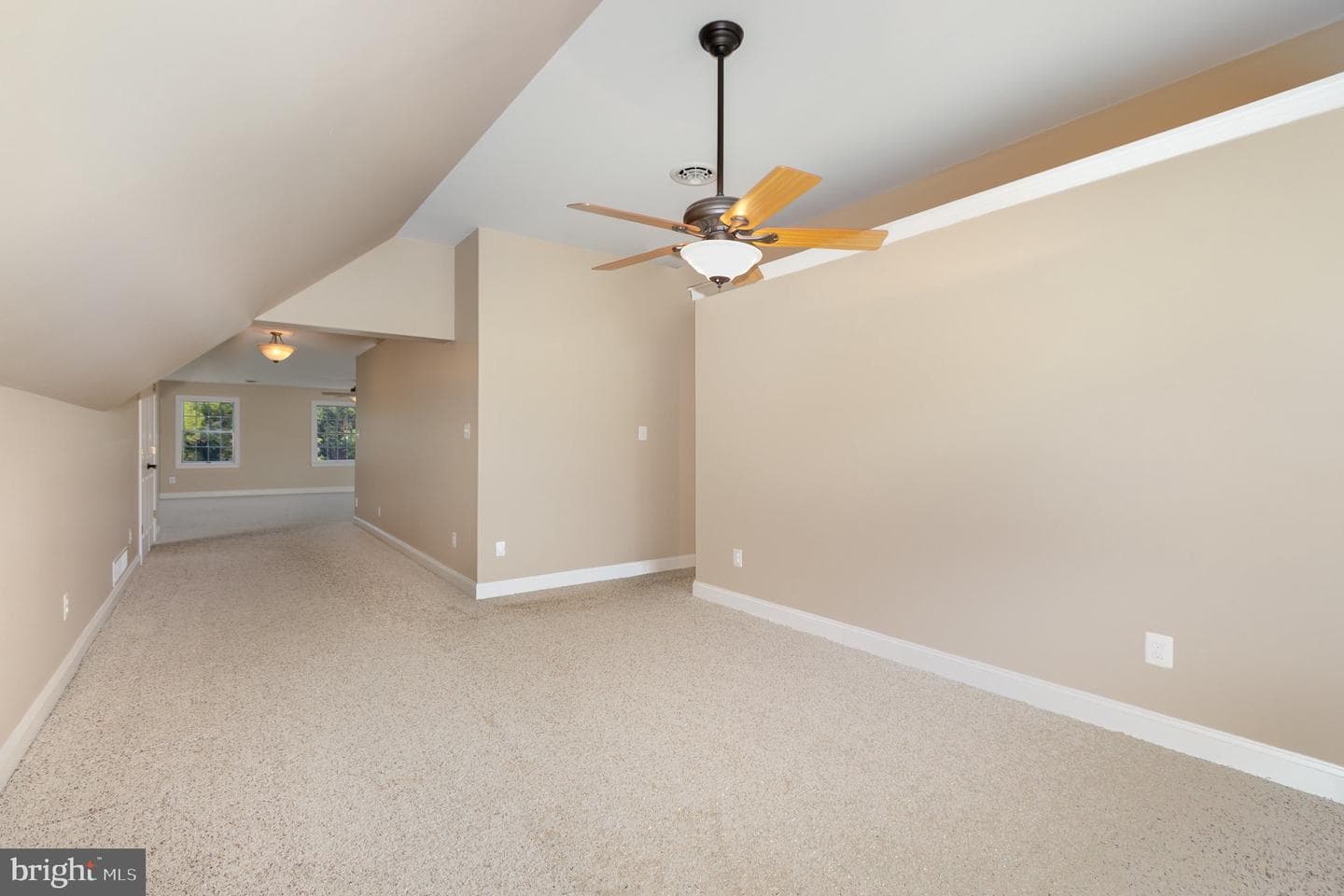 56 Sylmar Road photo 27