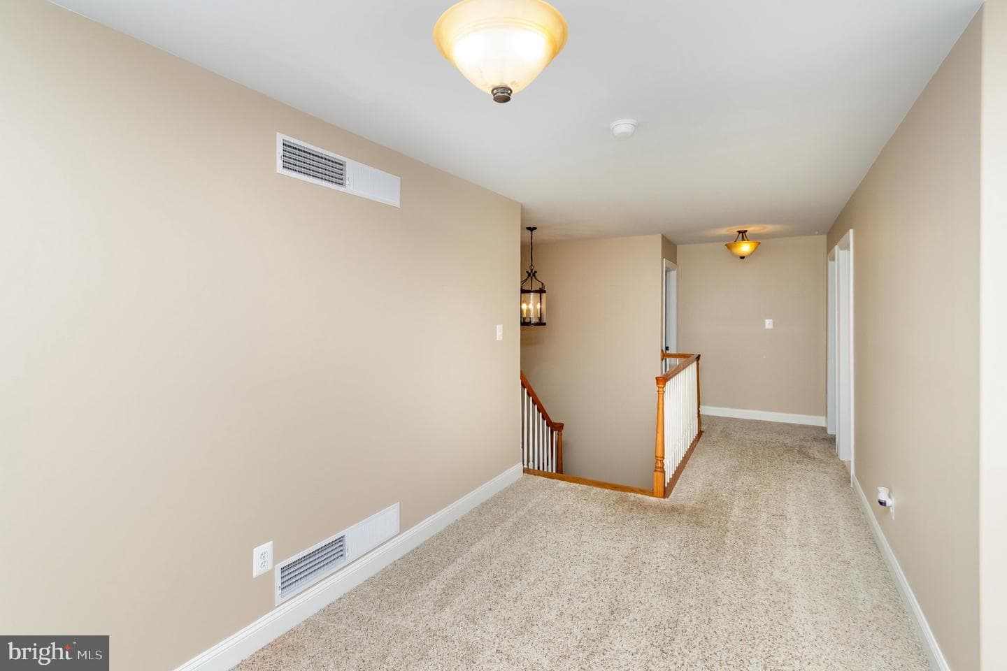 56 Sylmar Road photo 42