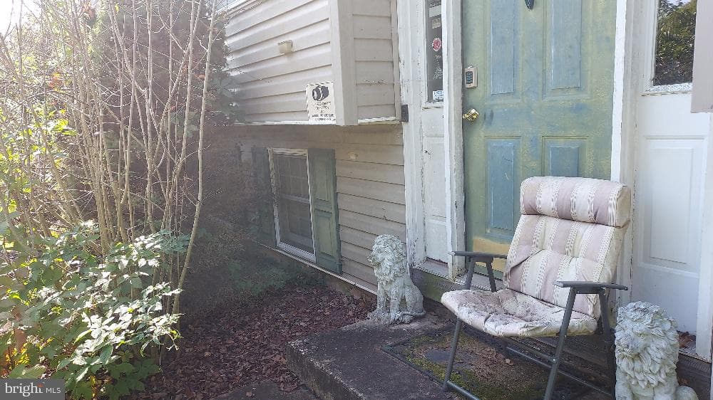 114 Creswell Avenue photo 4