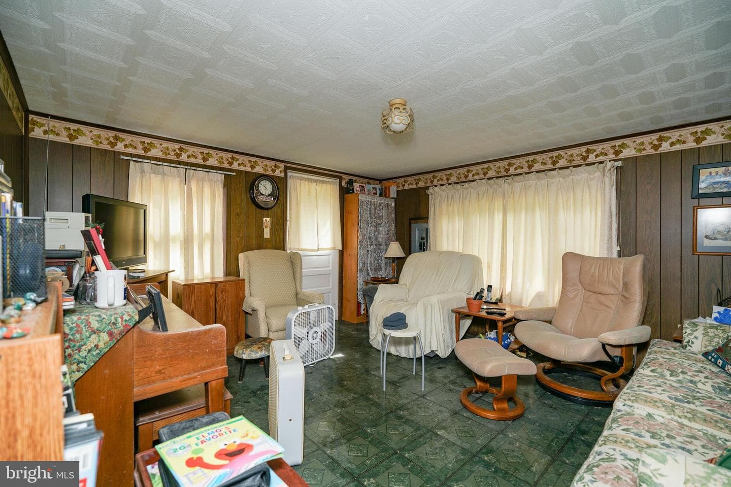 128 Woolens Road photo 20