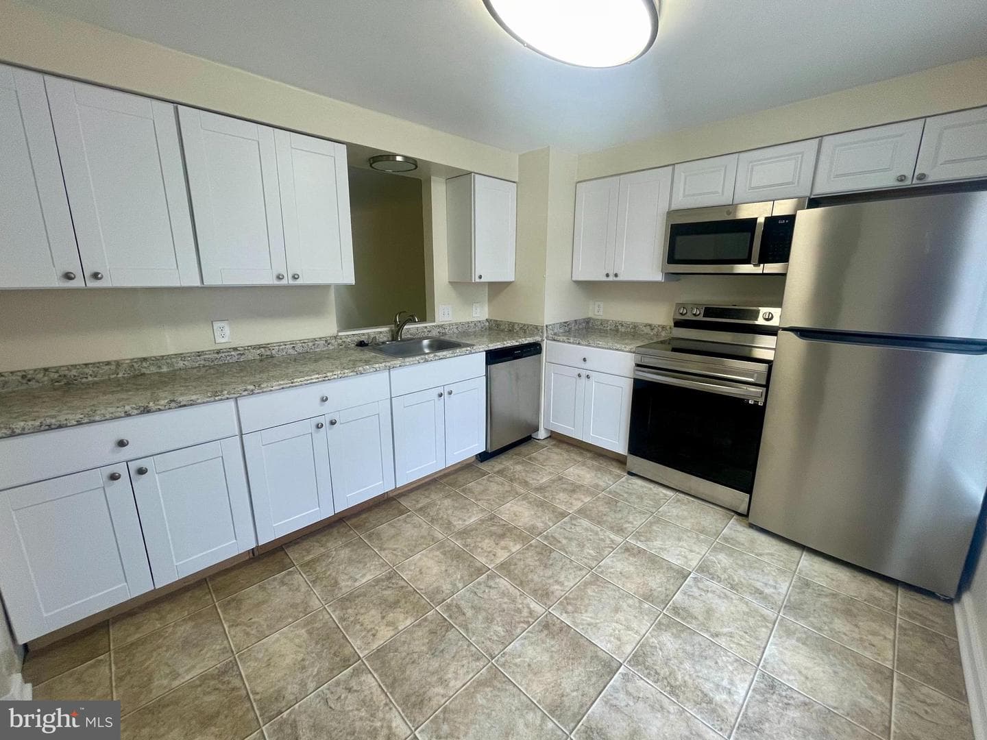 21 Mahogany Drive photo 3