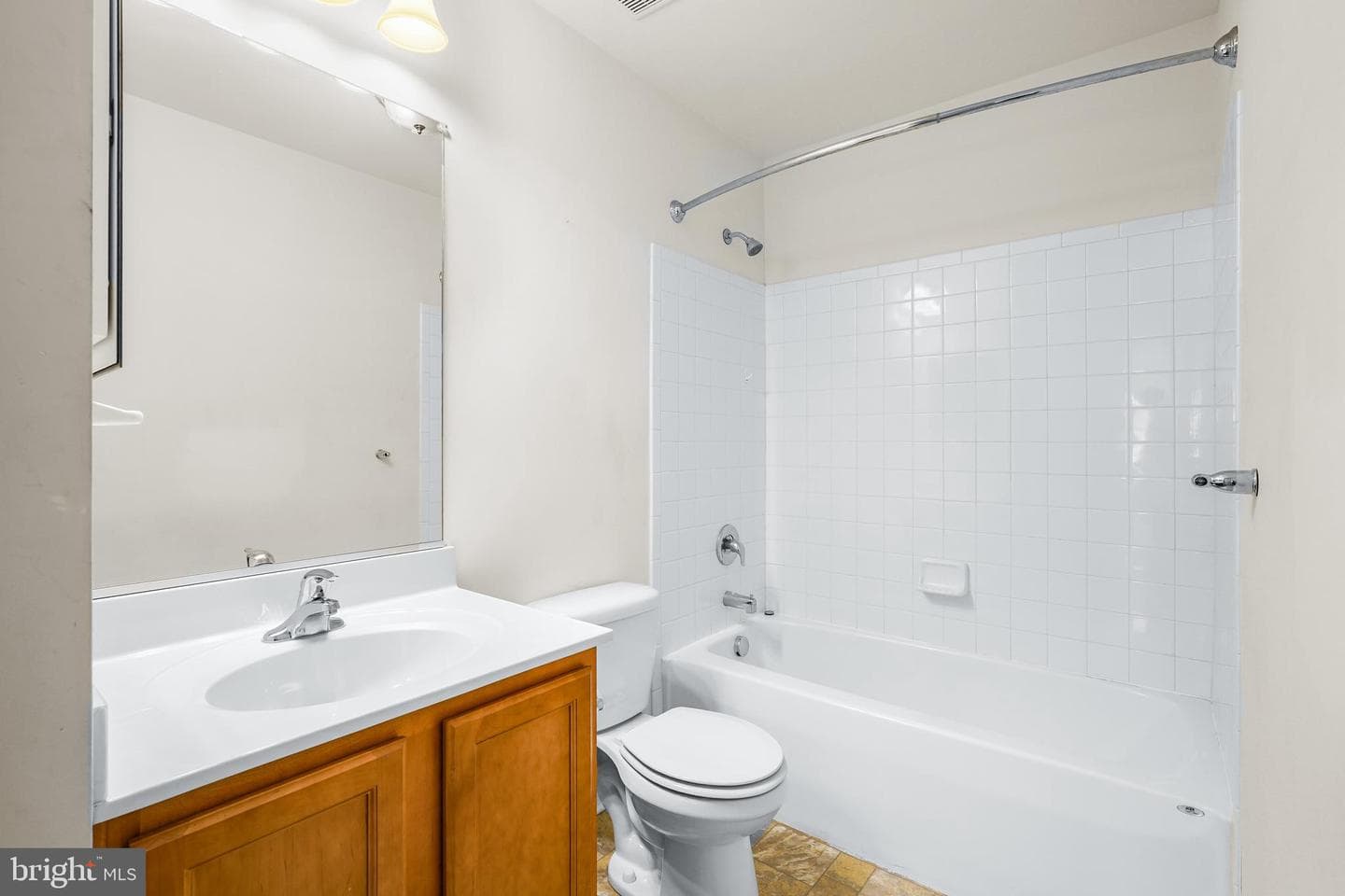 241 Stewart Road photo 28