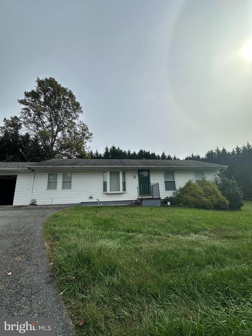 10 N Hills Drive photo 2