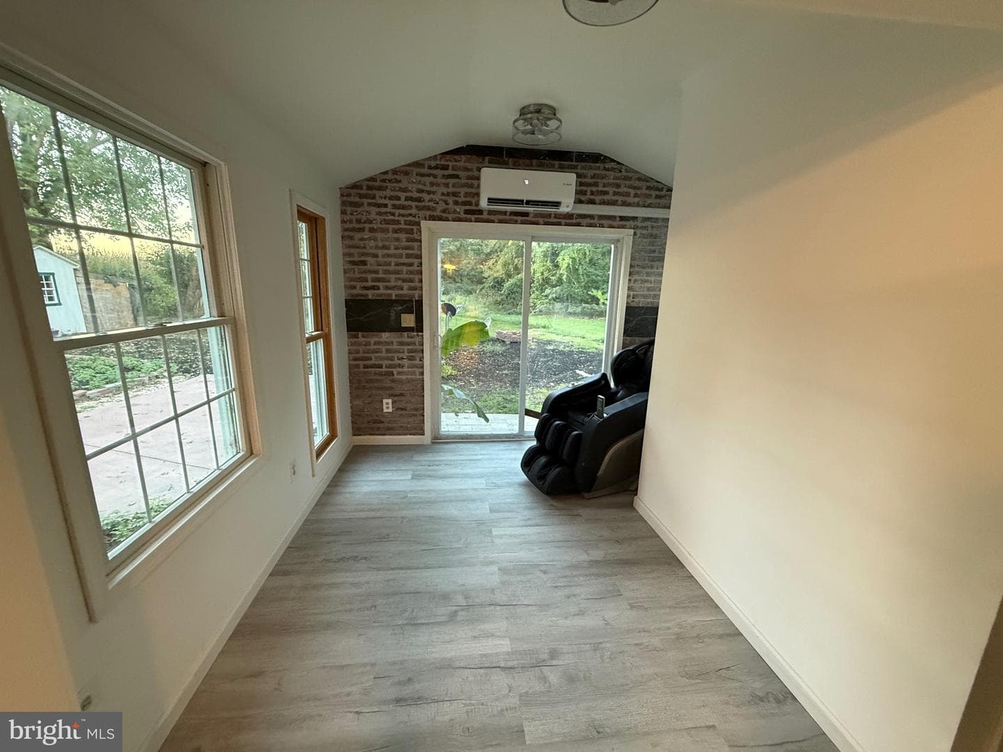 2926 Crystal Beach Road photo 18