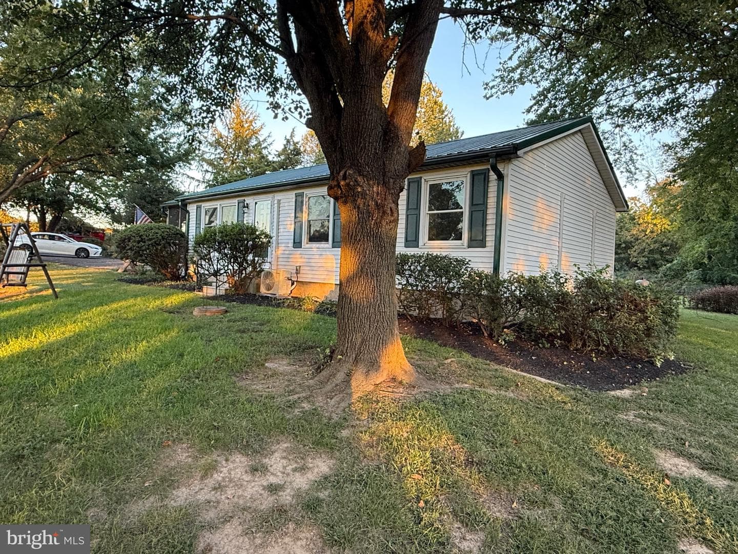 2926 Crystal Beach Road photo 2