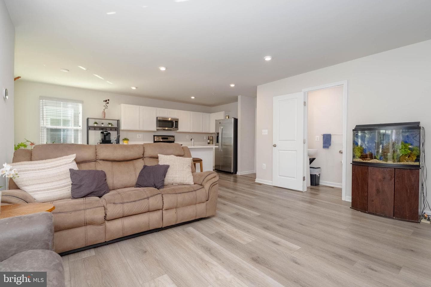 25 Teatree Lane photo 3