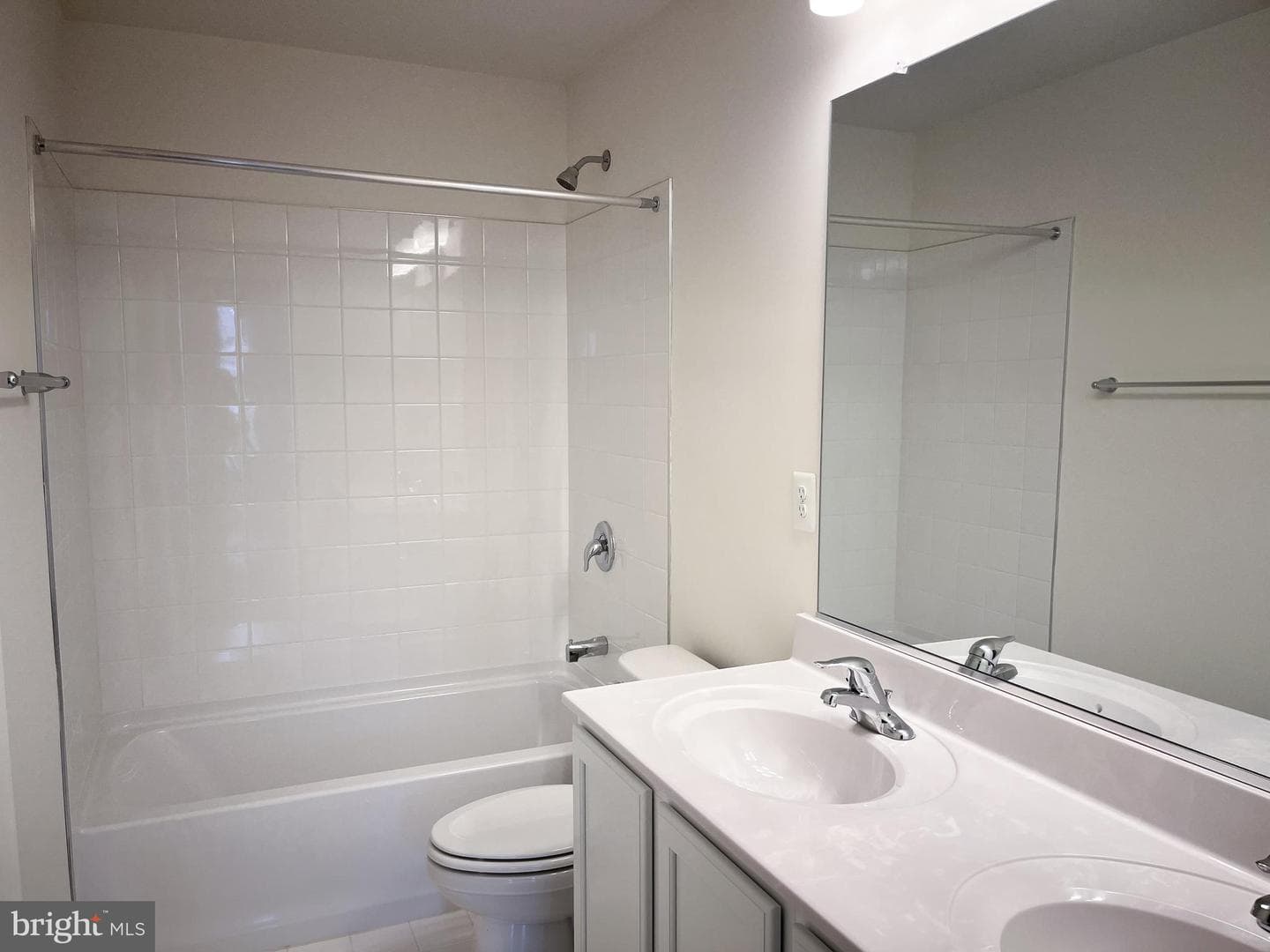 327 Barney Court photo 14