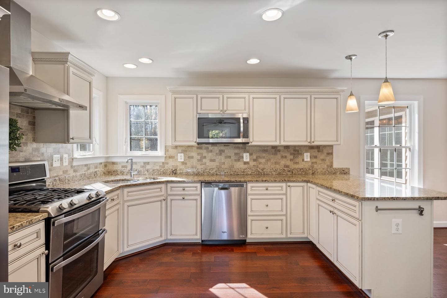 84 Clematis Way photo 14