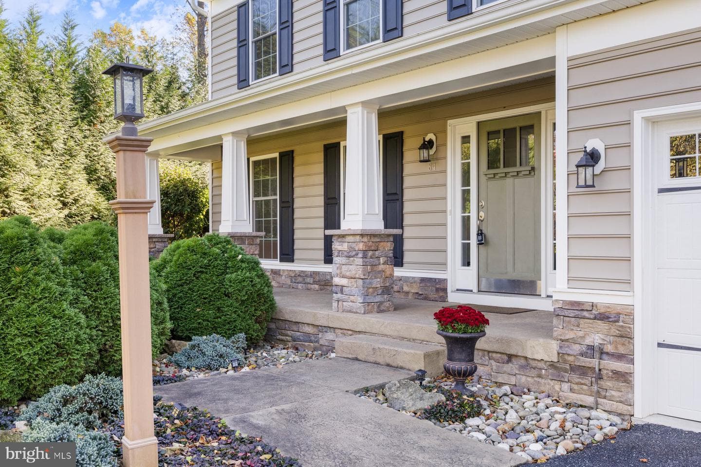 84 Clematis Way photo 3