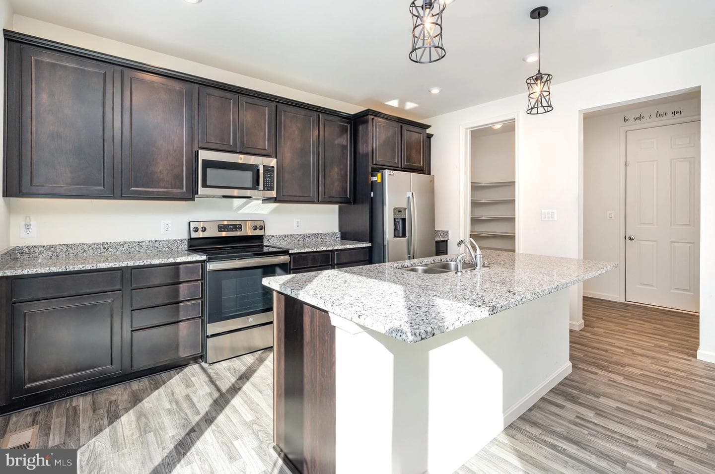 374 Bay Club Parkway