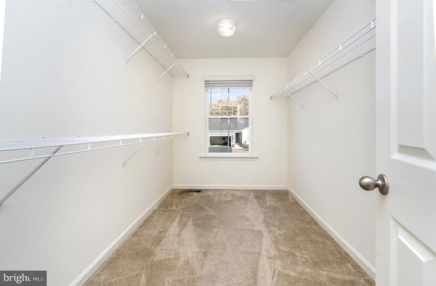 374 Bay Club Parkway photo 12