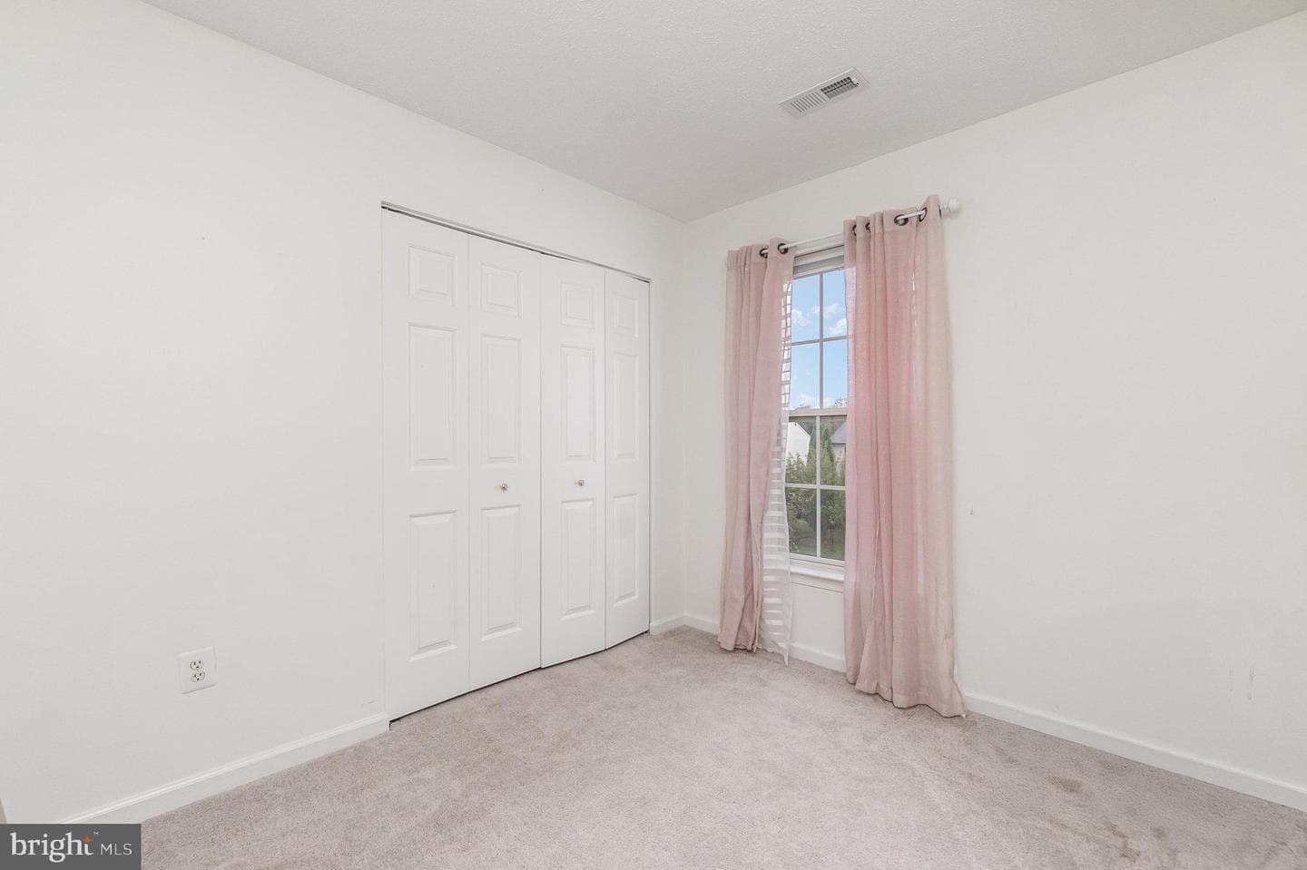 406 Roundhouse Drive photo 21
