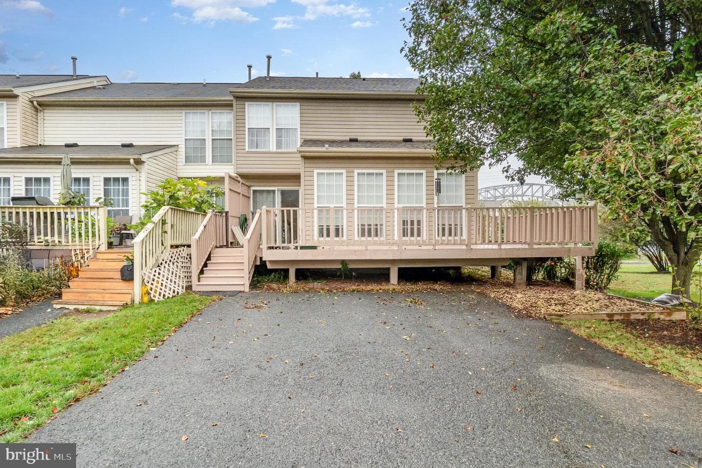 406 Roundhouse Drive photo 33
