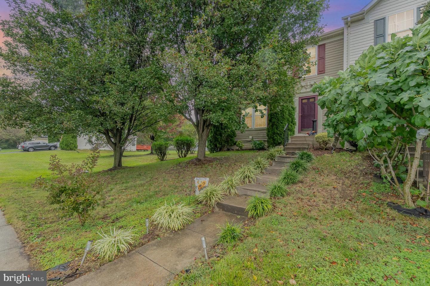 406 Roundhouse Drive photo 4