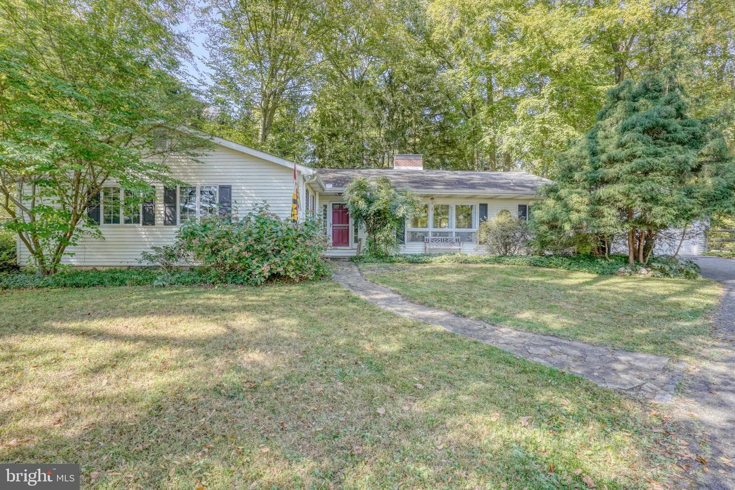 17 E Parkway photo 1