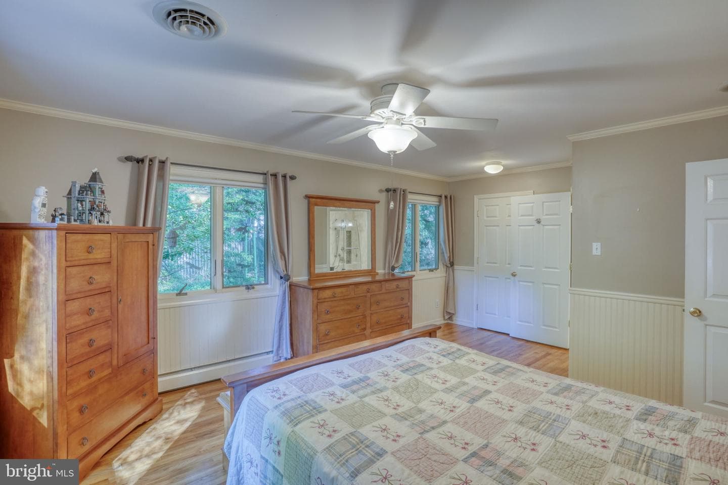 17 E Parkway photo 20