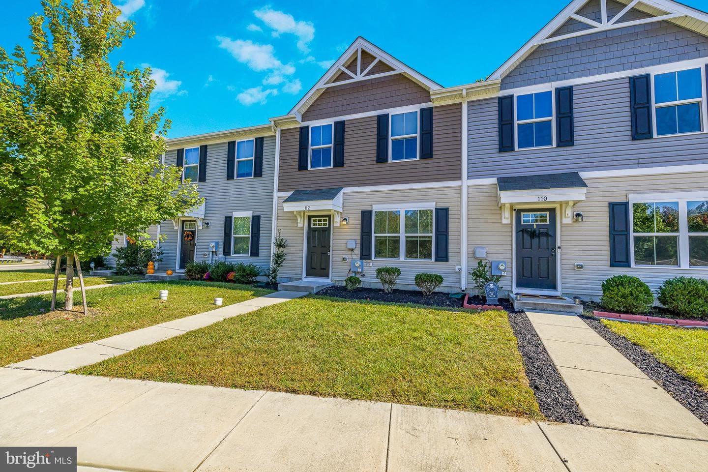 112 Azalea Circle photo 2