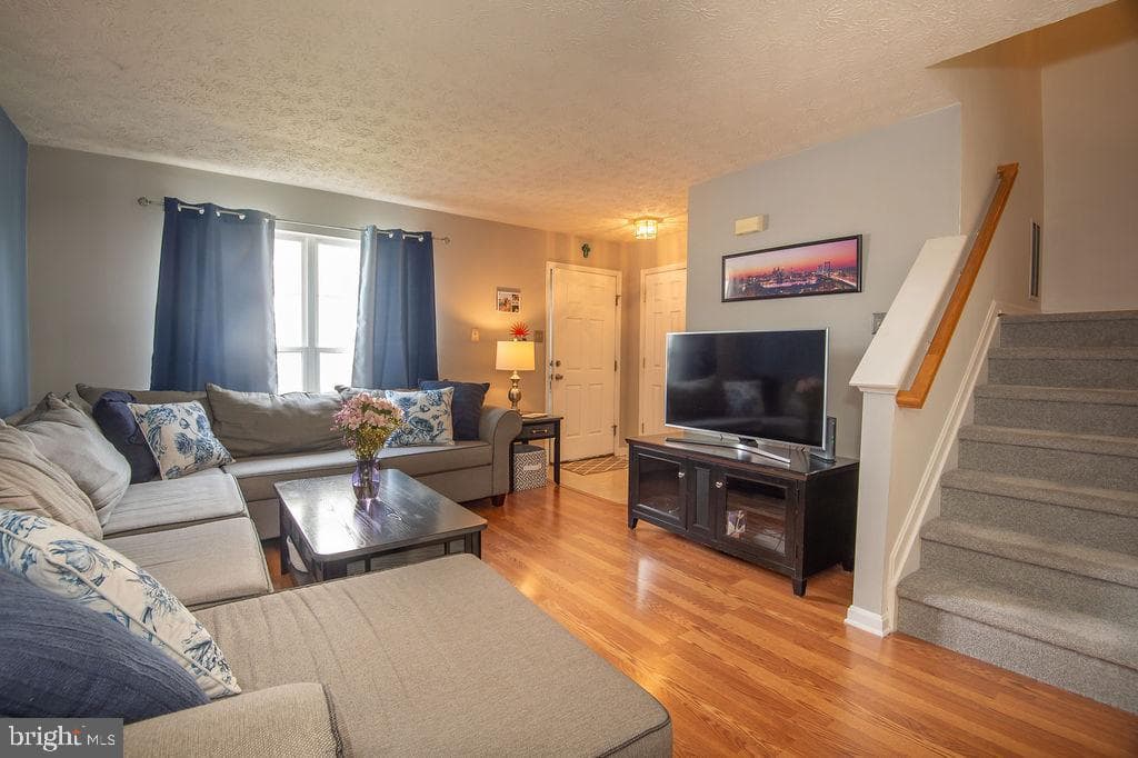 430 Buttonwoods Road photo 7