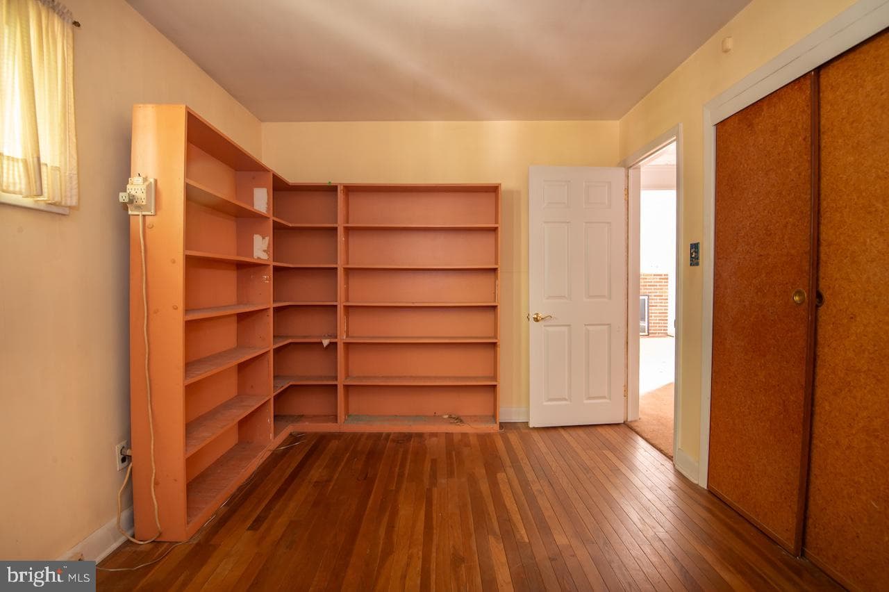 6 Gilmore Lane photo 31
