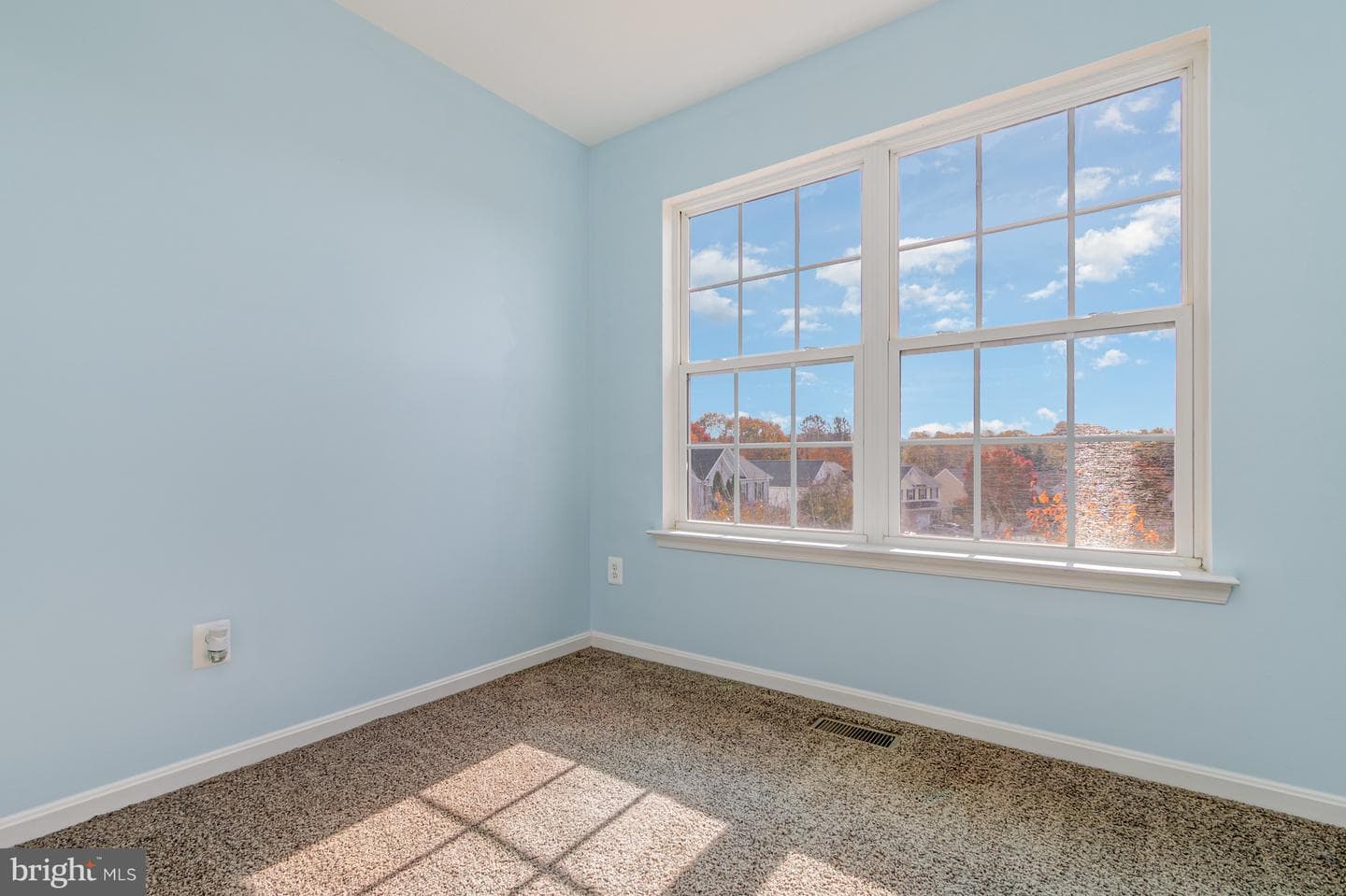 124 Maple Leaf Drive photo 15