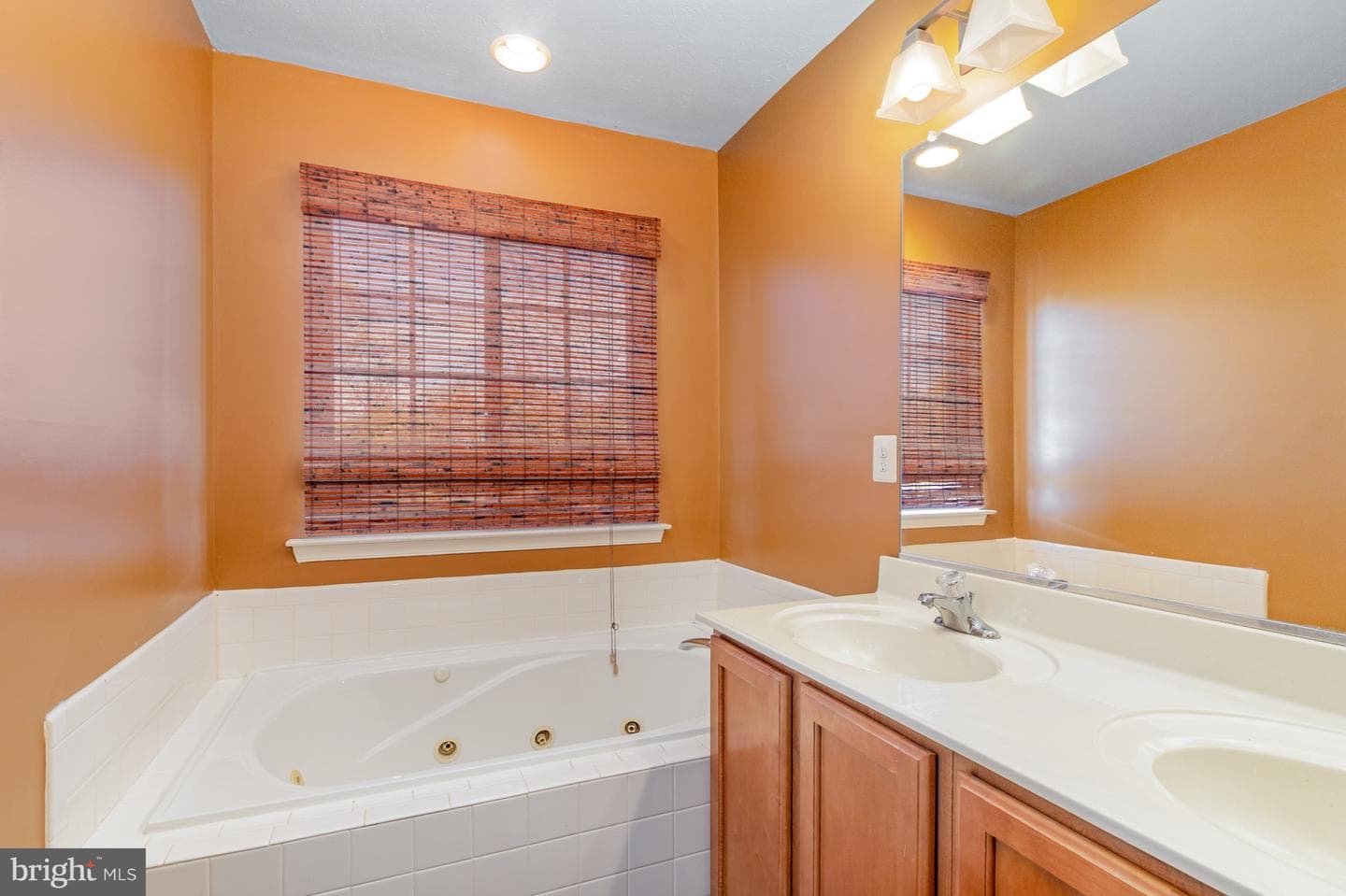 124 Maple Leaf Drive photo 28