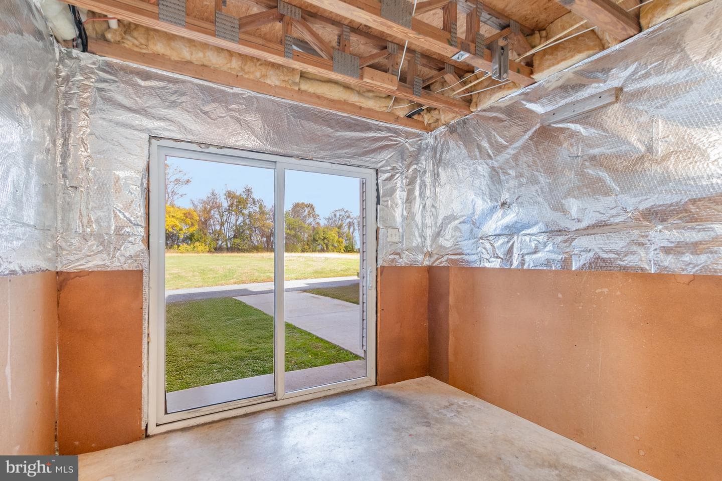 124 Maple Leaf Drive photo 36